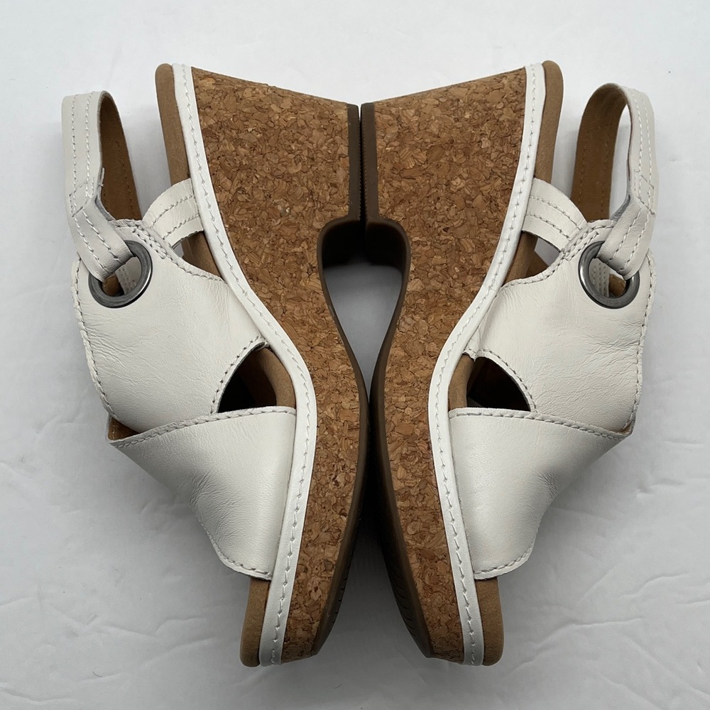 Clarks Leather Wedge Sandals Open Toe Women's 6.5 White Comfort - Picture 3 of 16